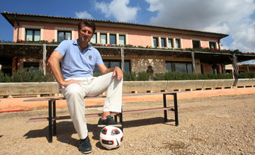 LAUDRUP EN SON BIBILONI